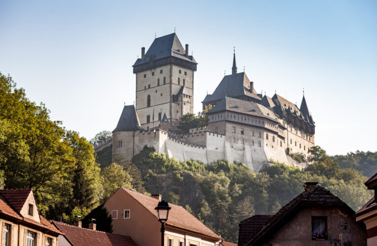 Rada kraje schválila zařazení Karlštejna a Kačiny na Indikativní seznam ČR jako krok k zápisu na seznam UNESCO