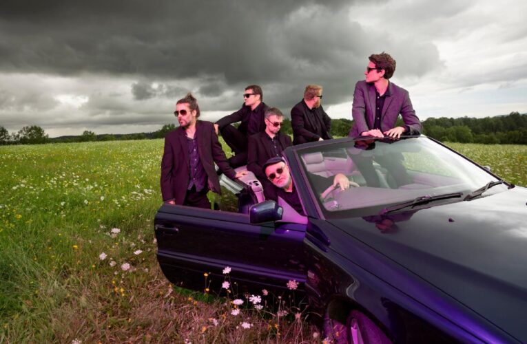 LETNÍ KAPELA  o krásách i strastech