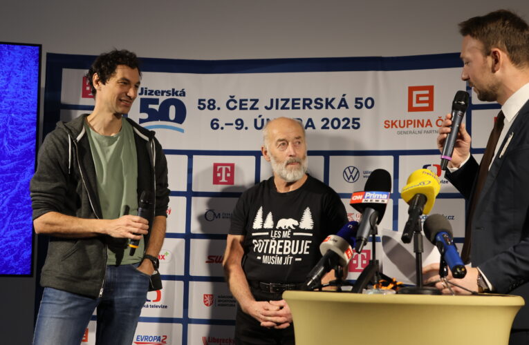 Přes 7 300 běžců přihlášených na Jizerskou 50: Připraveny jsou nové odměny i dobročinné projekty. Na startu bude řada hvězd.