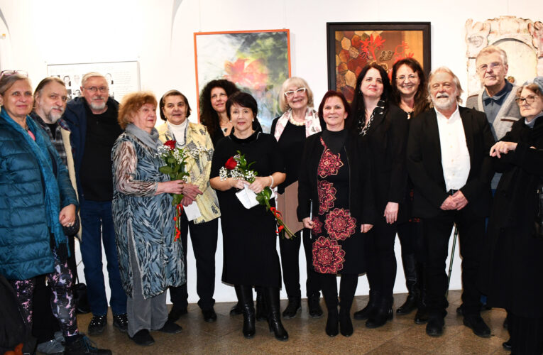 Pozvánka na výstavu „Je nám 35“