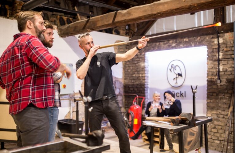 Teambuilding nemusí být nuda. Zábavu hledejte ve středních Čechách 