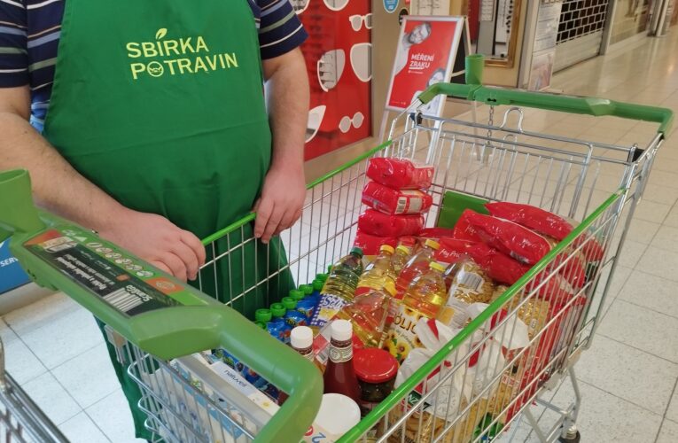 Nákupem v Globusu pomůžete potřebným, důležité jsou trvanlivé potraviny a drogerie