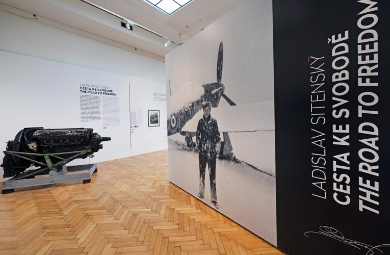 Národní technické muzeum připomíná 80. výročí konce druhé světové války výstavou „Ladislav Sitenský — Cesta ke svobodě“