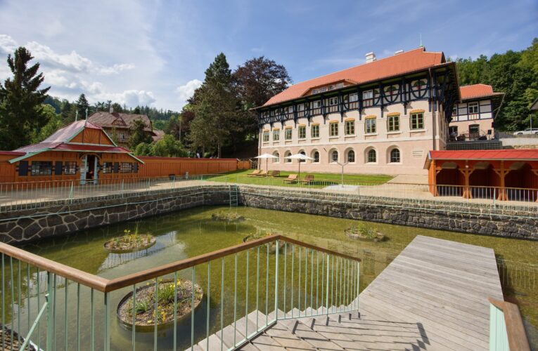 Festival muzejních nocí 2025 rozzáří Východní Moravu: Národní zahájení proběhne  v Luhačovicích