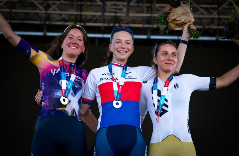 Burlová titulem vybojovala životní vítězství, mistrem U23 Zahálka, nejlepším juniorem Kuběna