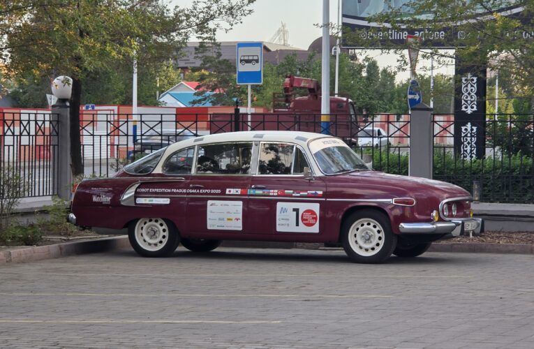 Robot Expedice má za sebou prvních 5 tisíc kilometrů. Kvůli zavřené hranici ale musí upravit trasu.