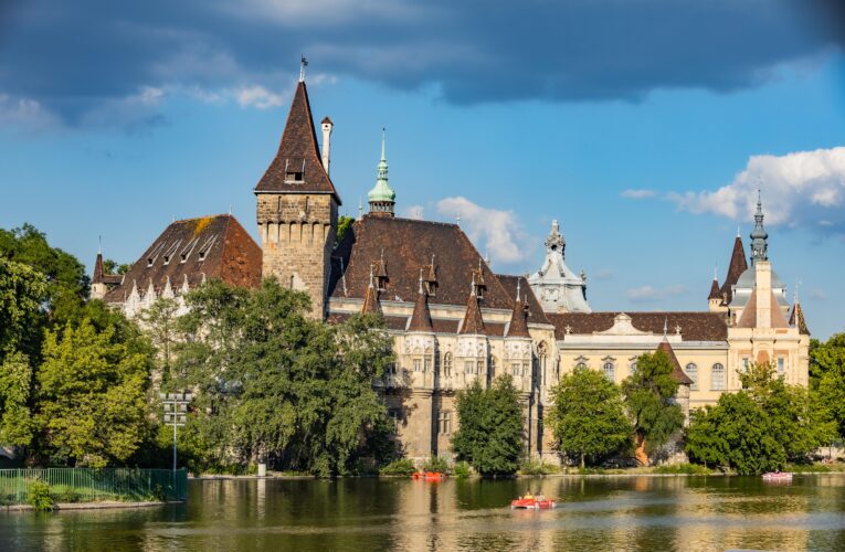 Budapešť vlastním tempem: Průvodce pomalým cestováním