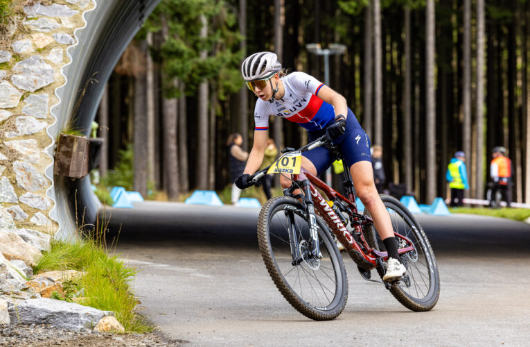 Sáska a Holubová vyhráli ČP horských kol