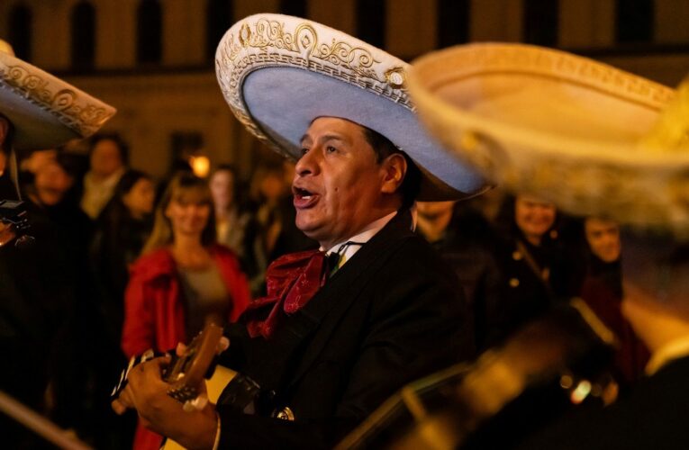 Nejbarevnější oslava v Holešovické tržnici se blíží! Día de los Muertos připomene symboliku oslav života a smrti