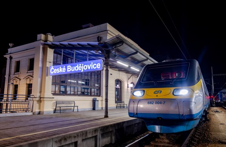 Nejrychleji za 85 minut, Pendolino z Prahy do Českých Budějovic prokázalo své přednosti