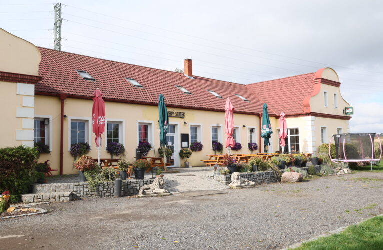 Letovský statek se kvůli stavbě dálnice ocitl mimo hlavní tah na Strakonice