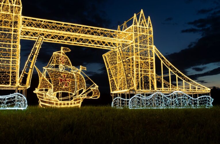 DECOLED posouvá hranice světla: Nová sezóna v Česku i zahraničí