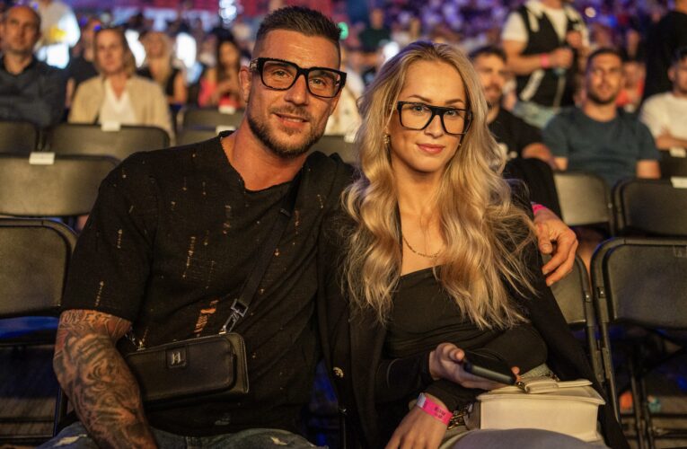 Bojovníci Alča a Robin baví Česko hádkami z každodenního života. Na sítích z nich jsou hvězdy!