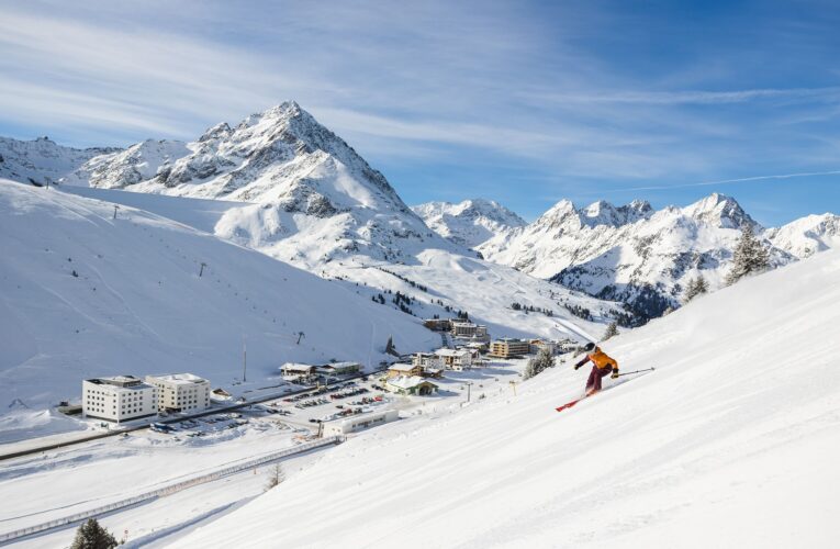 Z PRAŠANU DO IMPOZANTNÍCH CÍSAŘSKO-KRÁLOVSKÝCH BUDOV: SE SKI PLUS CITY PASEM ZAŽIJETE TO NEJLEPŠÍ Z OBOU SVĚTŮ