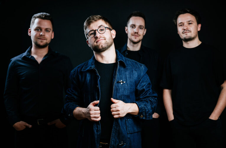 Další milník Michala Horáka? Pátek třináctého ve Foru Karlín!