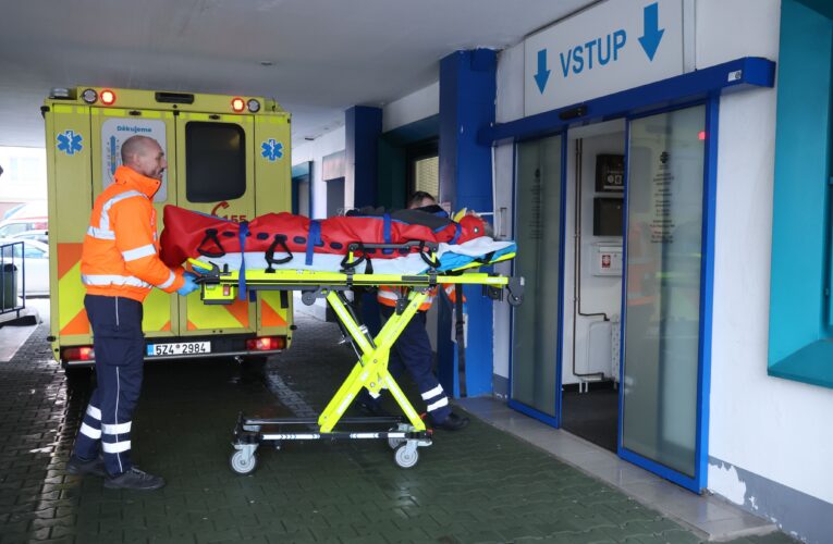 Docu-reality seriál Nemocnice 24/7: Záchrana lidského života spočívá v okamžité diagnóze a správném rozhodnutí