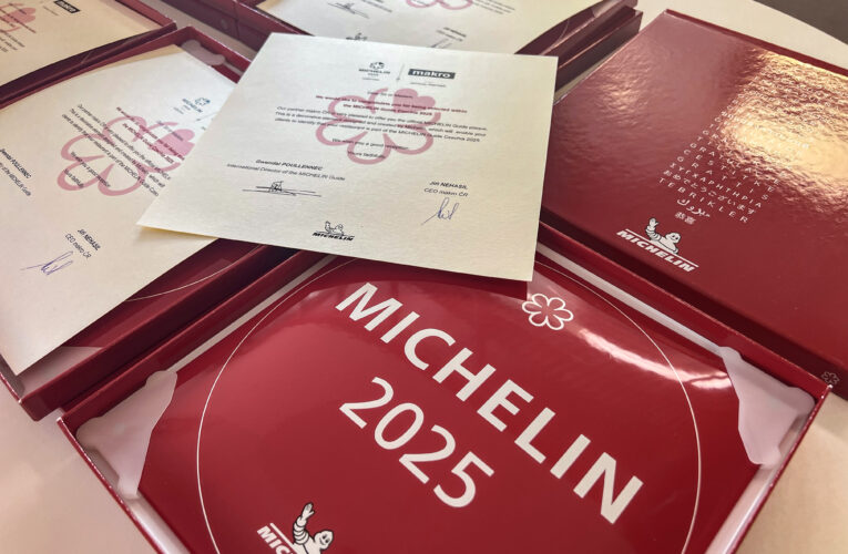 Makro ČR předává plakety a ocenění MICHELIN Guide českým kuchařům.
