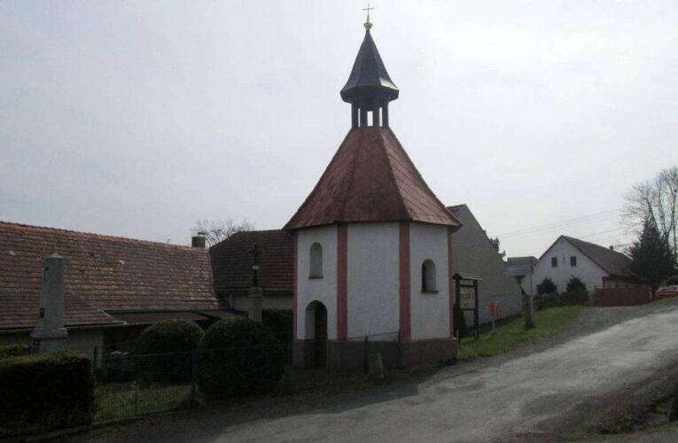 Státní pozemkový úřad obnovuje sakrální stavby na svých pozemcích.