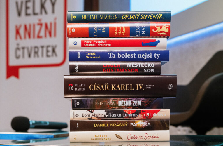 Jarní Velký knižní čtvrtek přinese deset novinek – od středověku přes Rusko, thrillery, laskavý humor, norskou krimi, sociologii až po psychoterapii