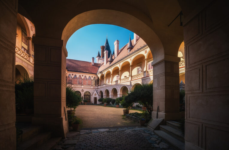 Zpravodaj akcí ve středních Čechách – duben