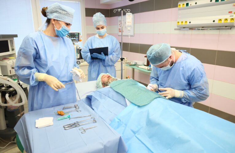 Napětí, rychlá rozhodnutí a skutečné příběhy, kde jde o vteřiny.