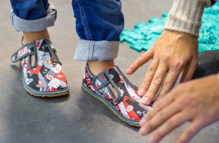Od prvních krůčků v barefoot botkách, to je teď aktuální trend