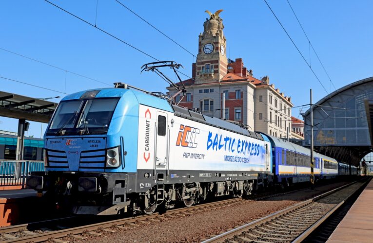 Baltic express posiluje na léto. Na noční spoje míří lehátkový vůz