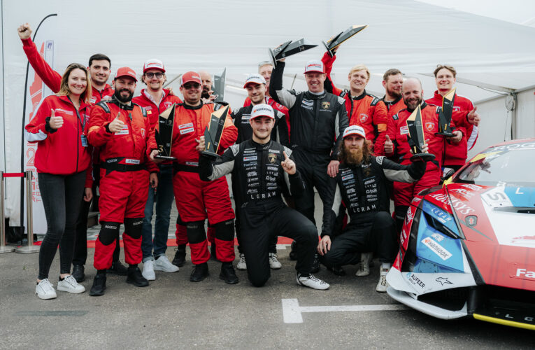 Team Mičánek přepisuje historii: