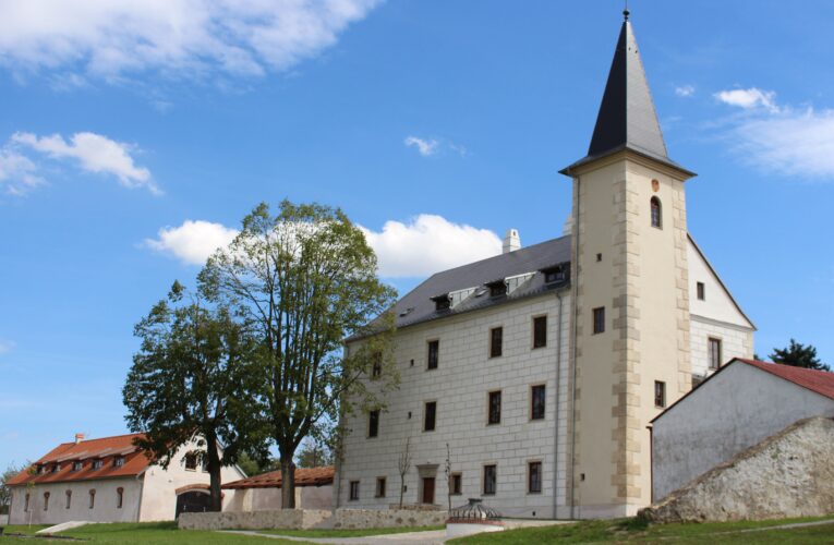 Muzeum autíček v Přísece nově hostí velký Igráčkův svět