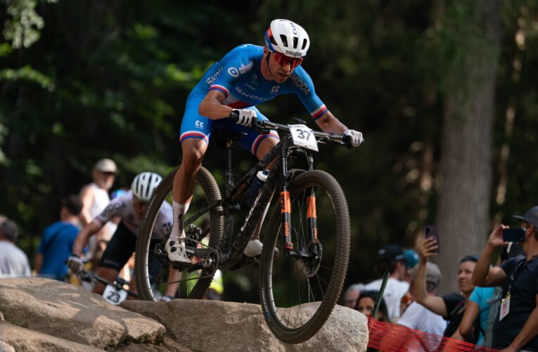 Cink na MS MTB ve třetí desítce, Hanáková 15. v U23 
