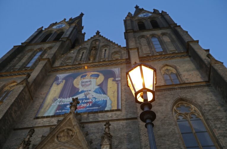 Praha 2 přispěje 1,2 milionu korun na opravu baziliky sv. Ludmily