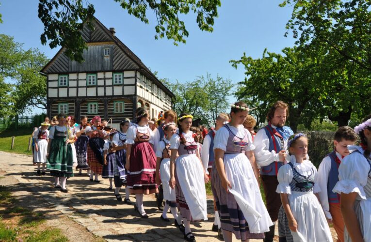 Zpravodaj akcí ve středních Čechách – říjen